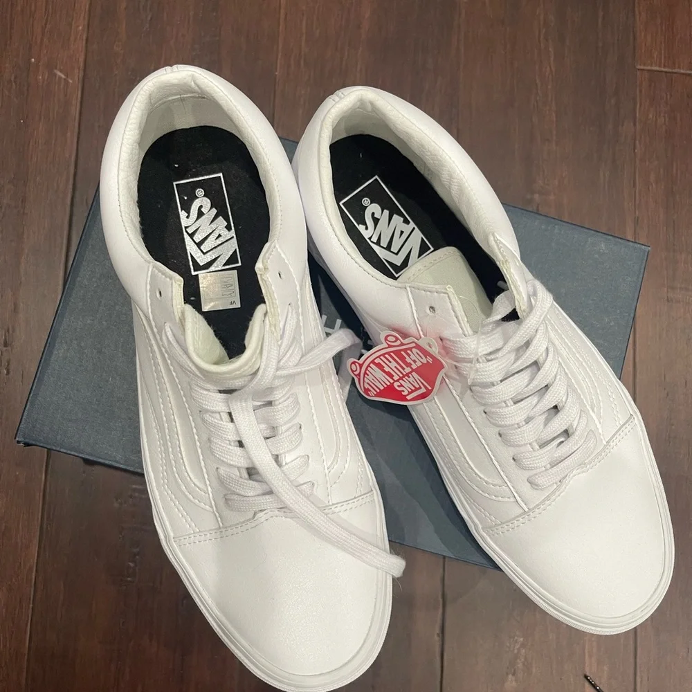 Vans Off The Wall Old Skool Classic Tumble Shoe - All White, New - Picture 2 of 4